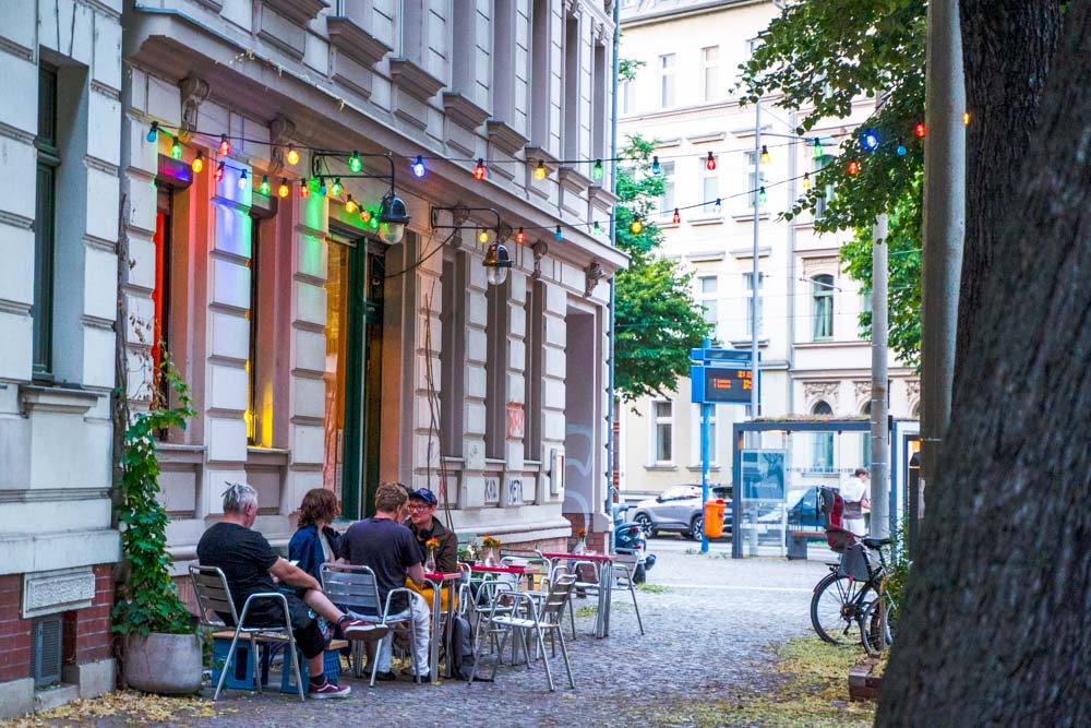 Suppe & Musik - Alenlokapi: Besser Leben