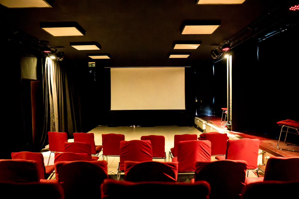 Pyjama Kino “Before Sunrise”: Cinémathèque