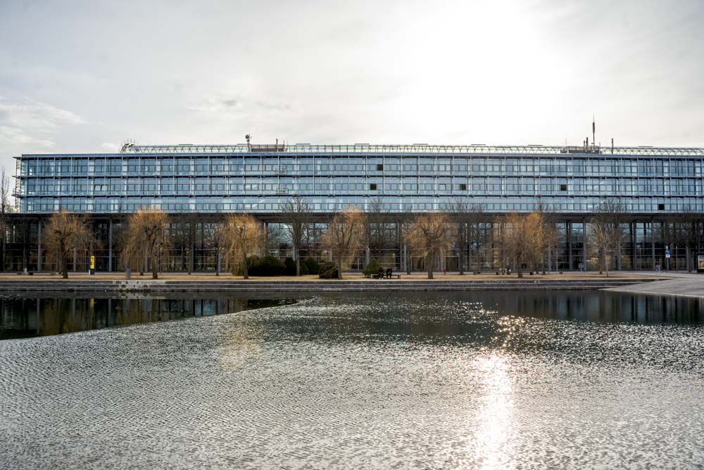 Hard Bounce May Day: Messe