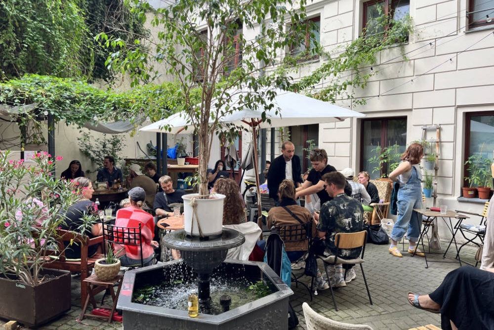 Drei der Münze Bar-Quiz