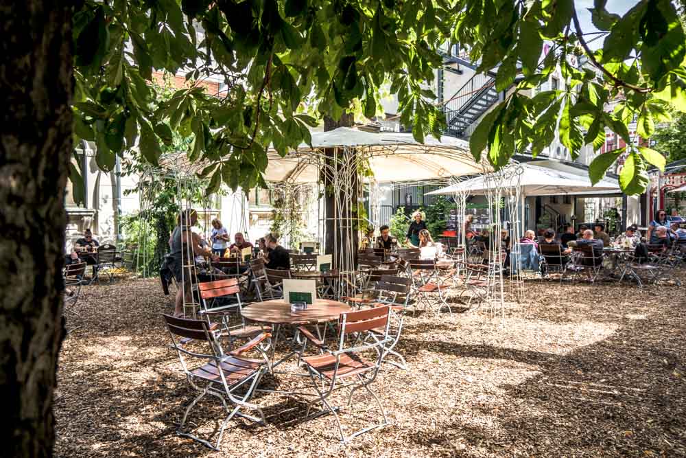 Flohmarkt: Felsenkeller Biergarten