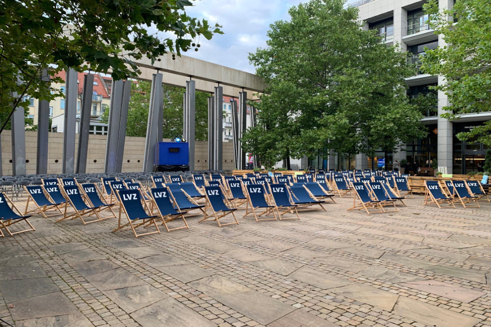 Techno Yoga Brunch mit Live DJ: LVZ Glaskuppel