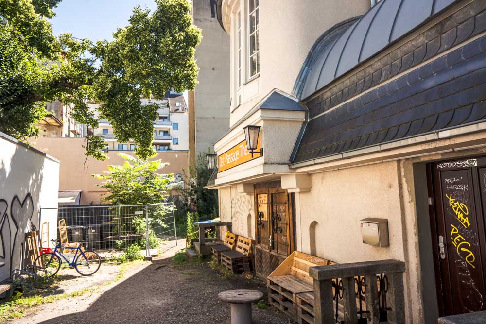 Cumulus und die Reise nach Hause: Ost-Passage Theater