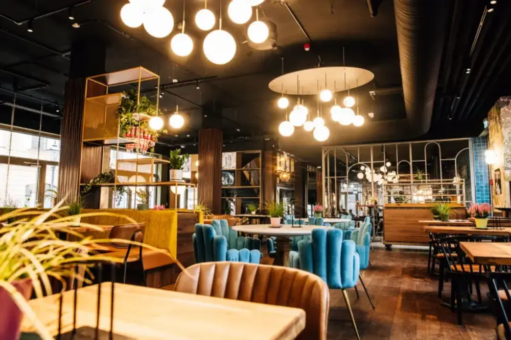 Slice & Sip Social: Donna