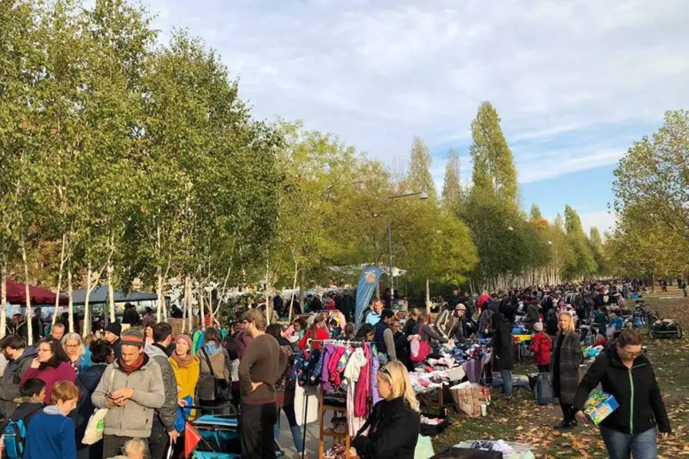 Trödeln bei Lene - Kindersachenflohmarkt: Lene-Voigt-Park